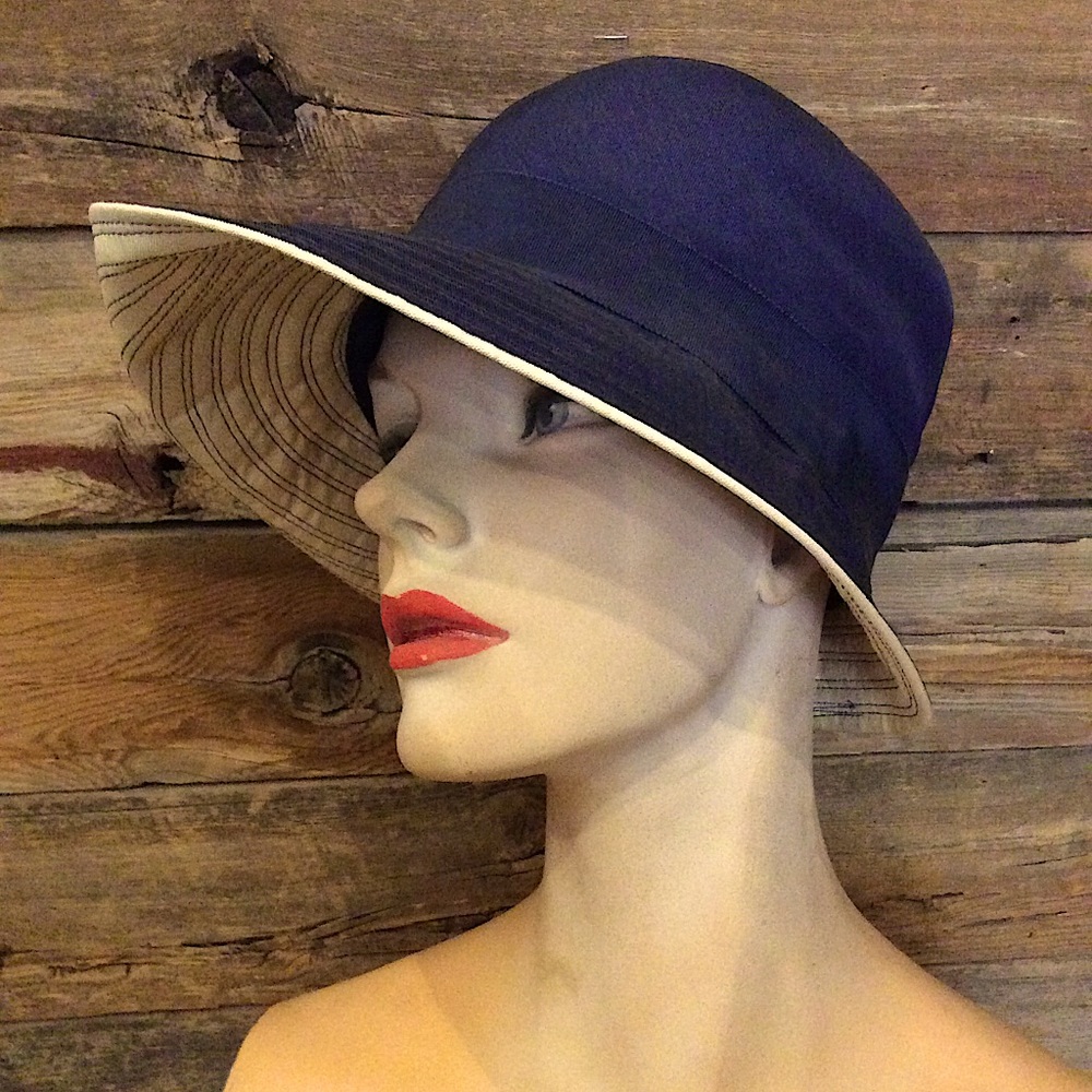 Vintage Navy Cloche Hat